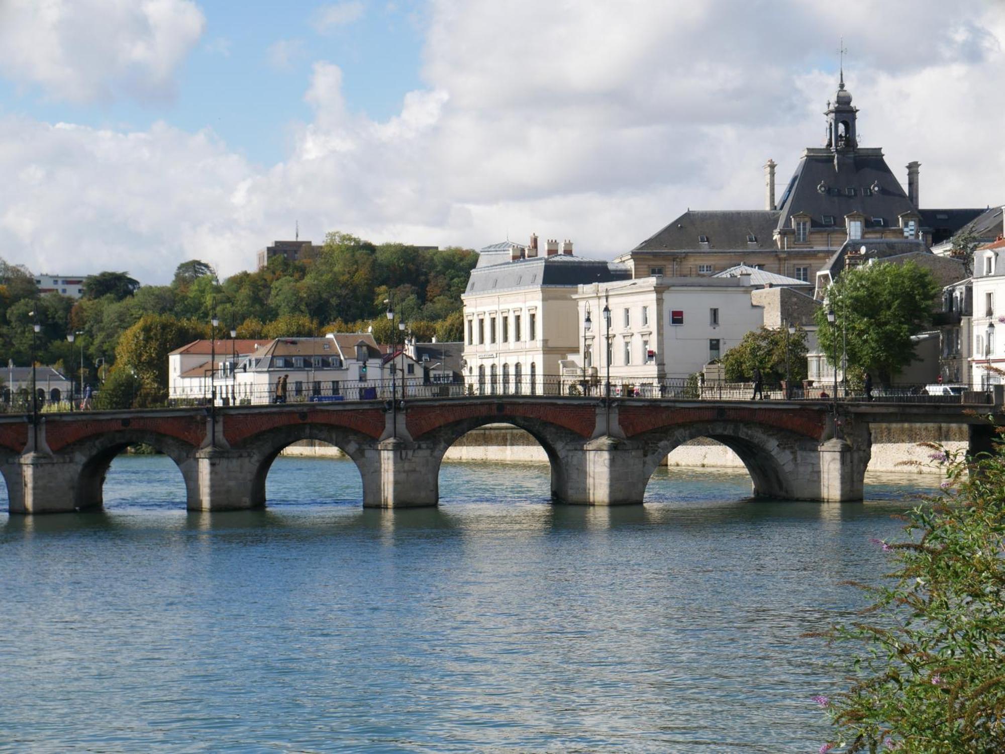 Spicy - Sejour Insolite Sur La Marne 모 외부 사진