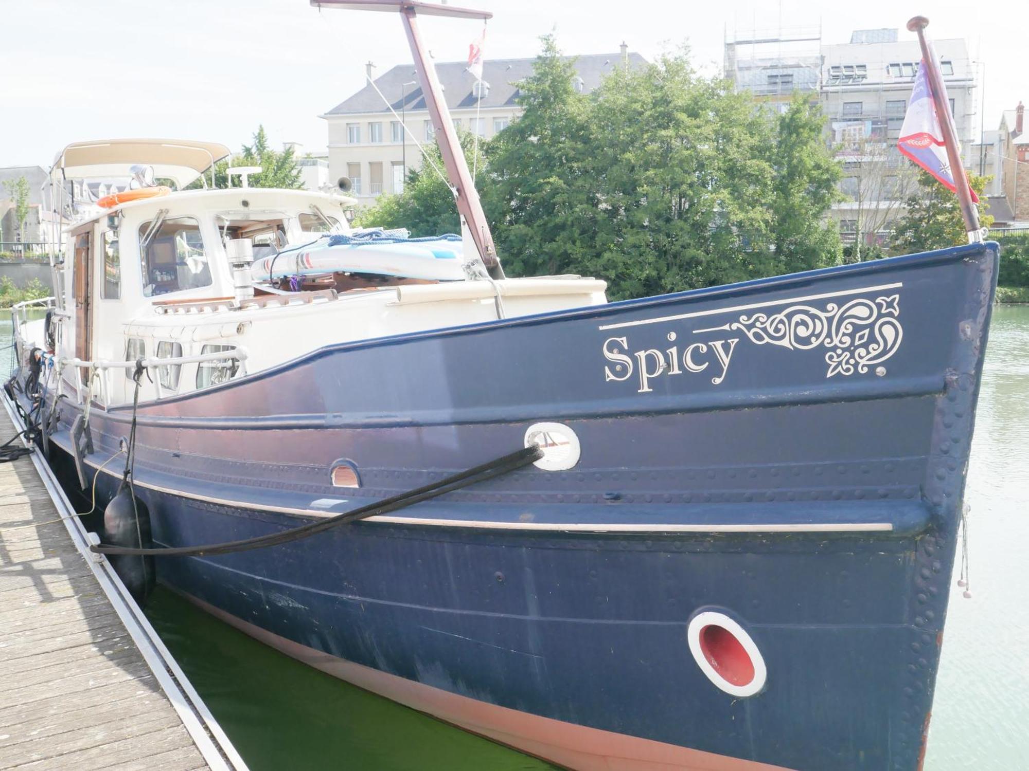Spicy - Sejour Insolite Sur La Marne 모 외부 사진